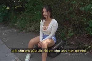 Sinh viên Philippines thủ dâm trong nhà vệ sinh và bị bạn cùng lớp bắt gặp