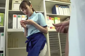 Cố lên! Thật là giả tạo! Nữ sinh đã tới rồi!