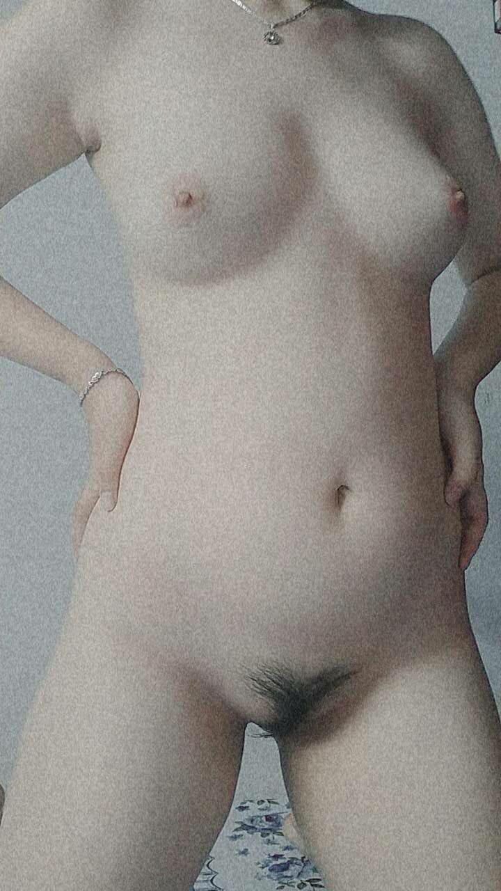 Người phụ nữ đi làm thêm bị sexy bởi cậu trai trẻ vì Gã chồng bỏ bê